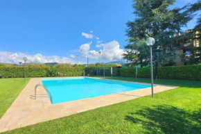 Colors Pool Apartment Bardolino